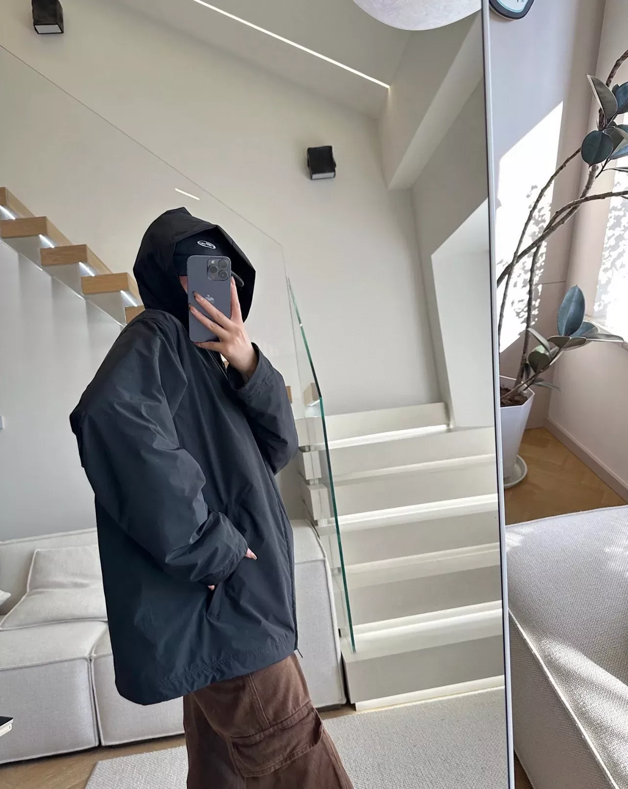 발렌시아가 백로고 프린트 후드 남녀공용 후드 재킷 상세 이미지 15
