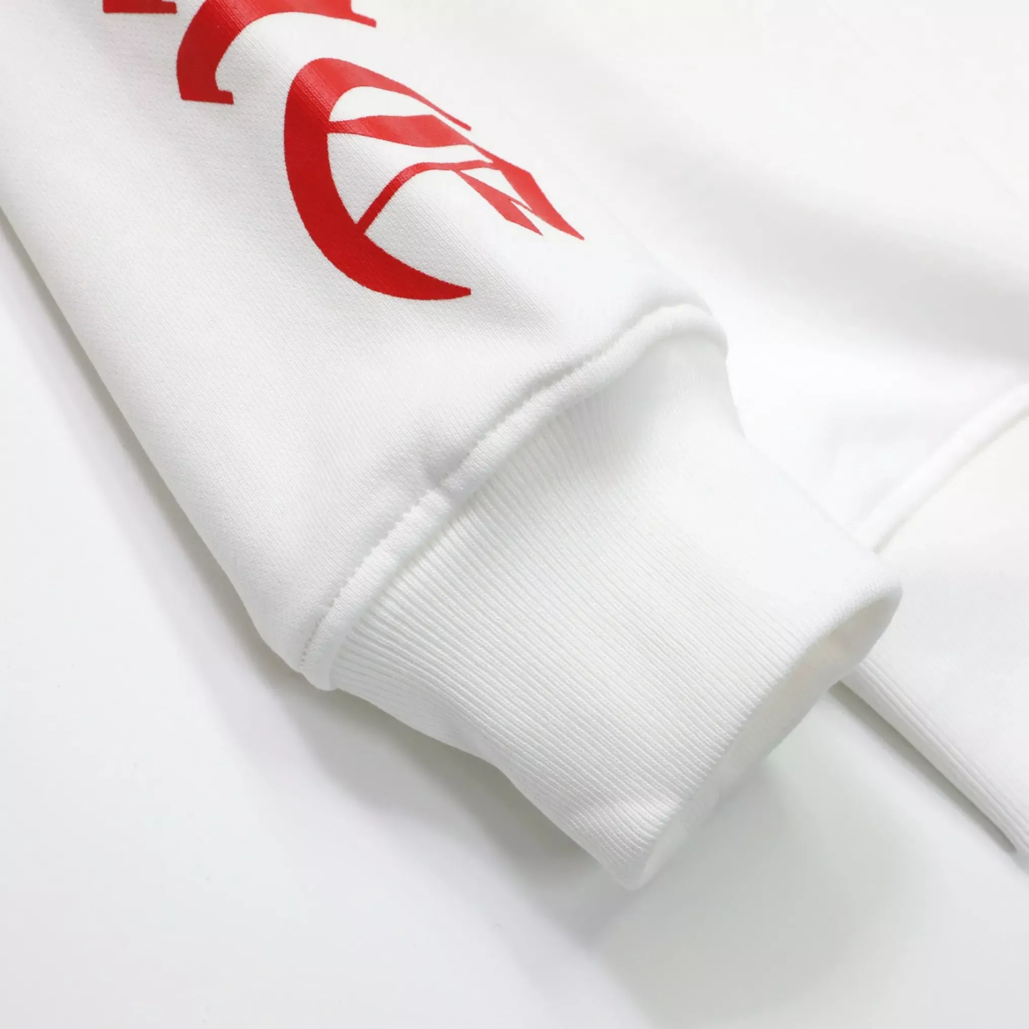 크롬하츠 십자가 프린트 남녀공용 맨투맨 티셔츠 상세 이미지 6