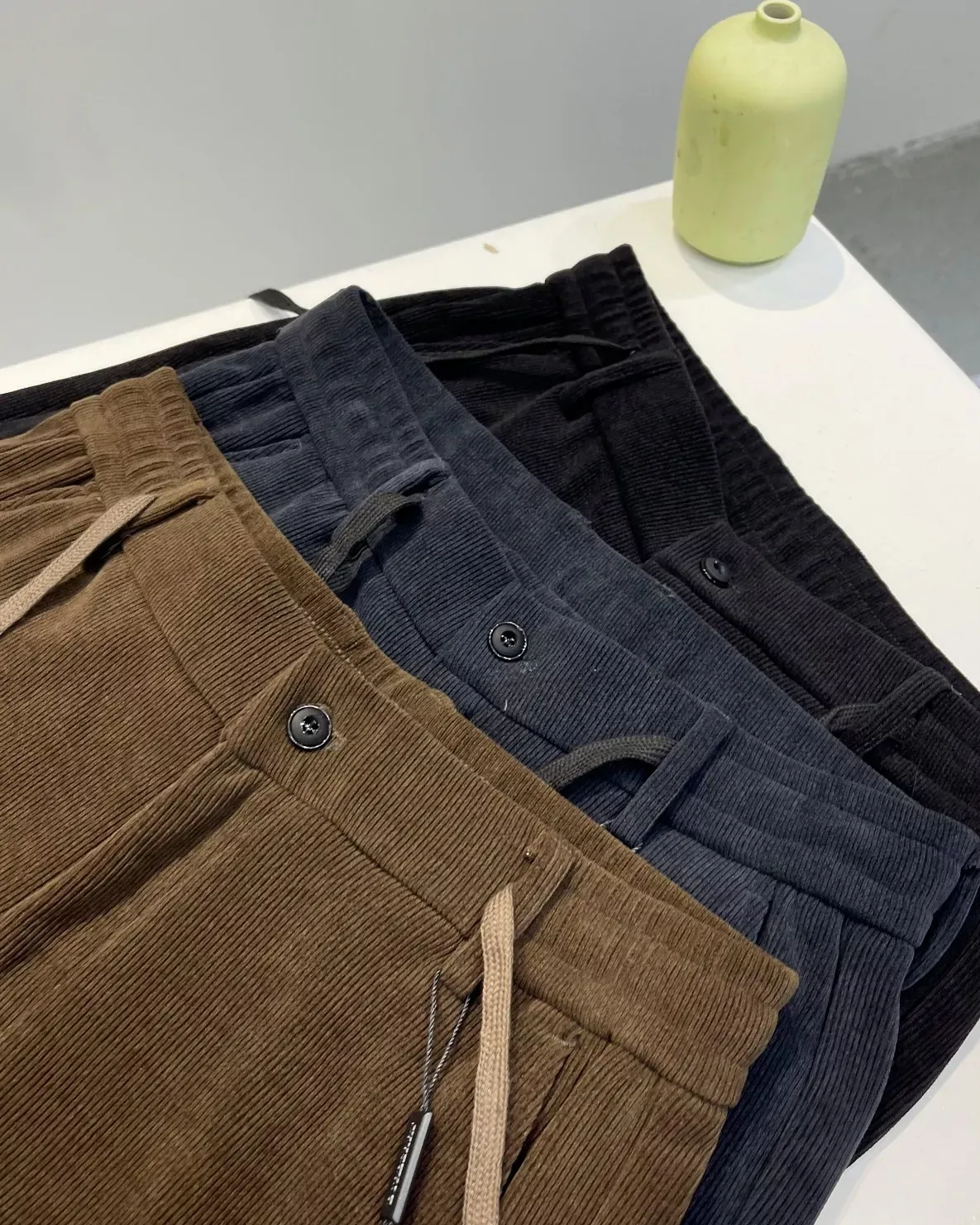 버버리 전마 자수 코듀로이 울 남녀공용 슬렉스 팬츠 상세 이미지 25