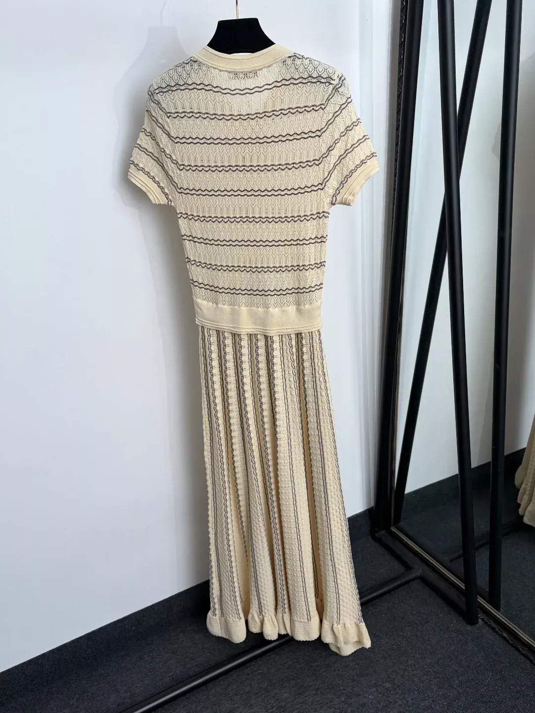산드로 스트라이프 니트 반소매 여성용 원피스 상세 이미지 7