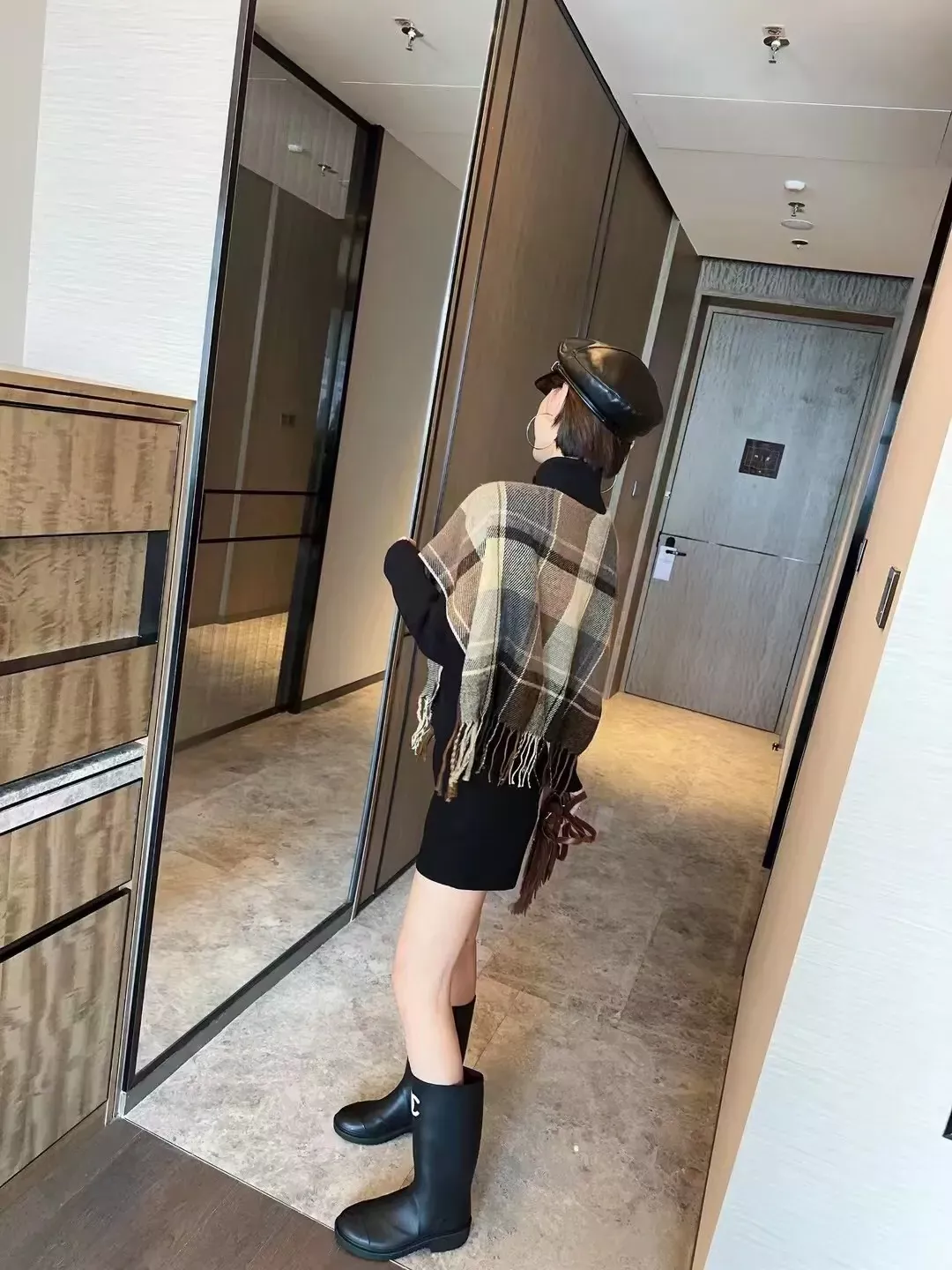 버버리 체크 숄 레이어드 여성용 긴소매 가디건 상세 이미지 21