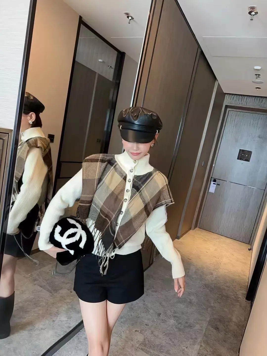 버버리 체크 숄 레이어드 여성용 긴소매 가디건 상세 이미지 24