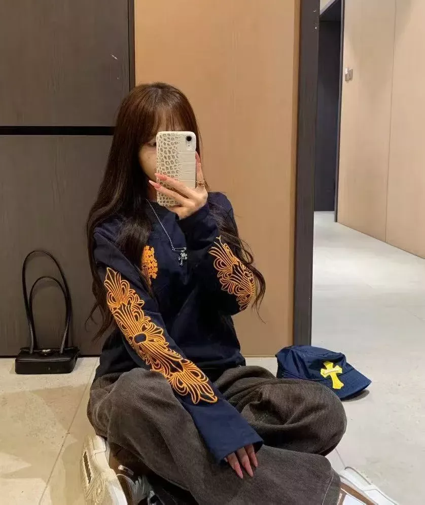 크롬하츠 앞뒤 프린트 포켓 여성용 긴소매 티셔츠 상세 이미지 14