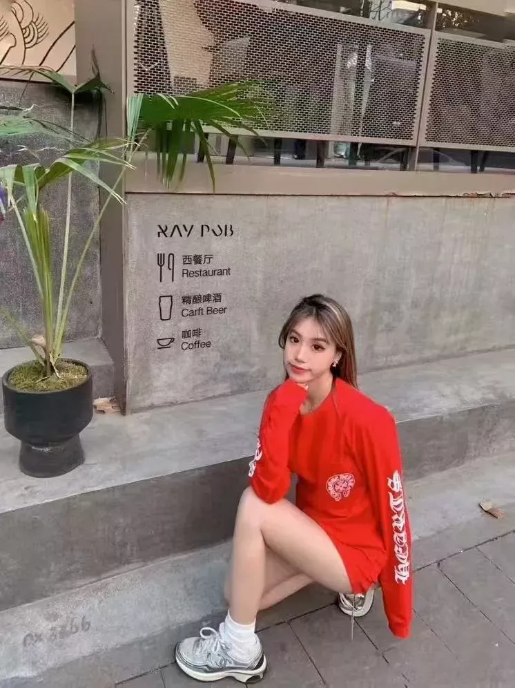 크롬하츠 십자가 포켓 순면 여성용 긴소매 티셔츠 상세 이미지 10