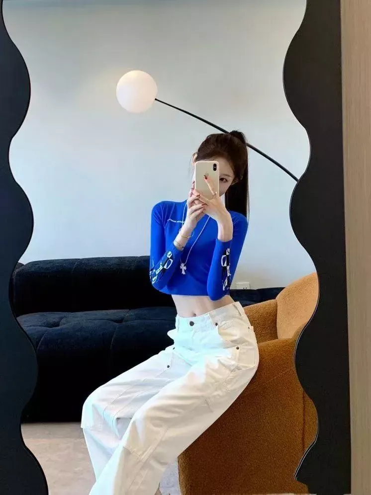 크롬하츠 바람문자 프린트 크롭 여성용 긴소매 티셔츠 상세 이미지 15