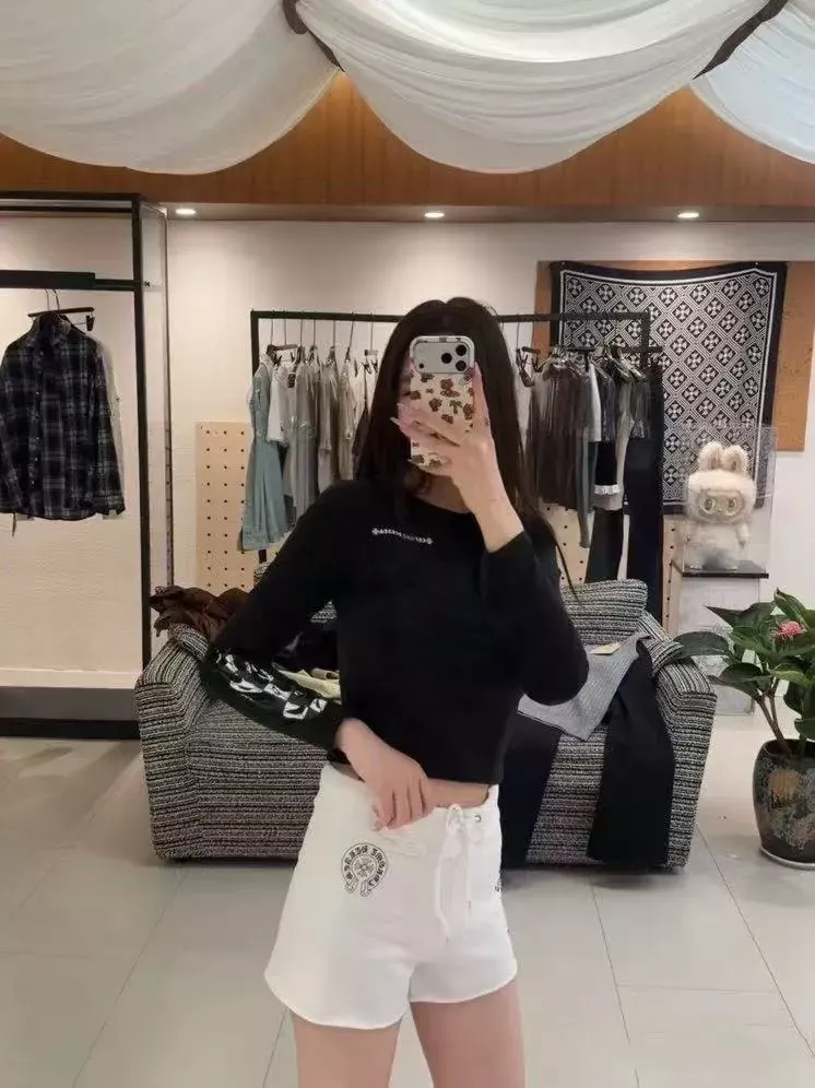 크롬하츠 바람문자 프린트 크롭 여성용 긴소매 티셔츠 상세 이미지 20