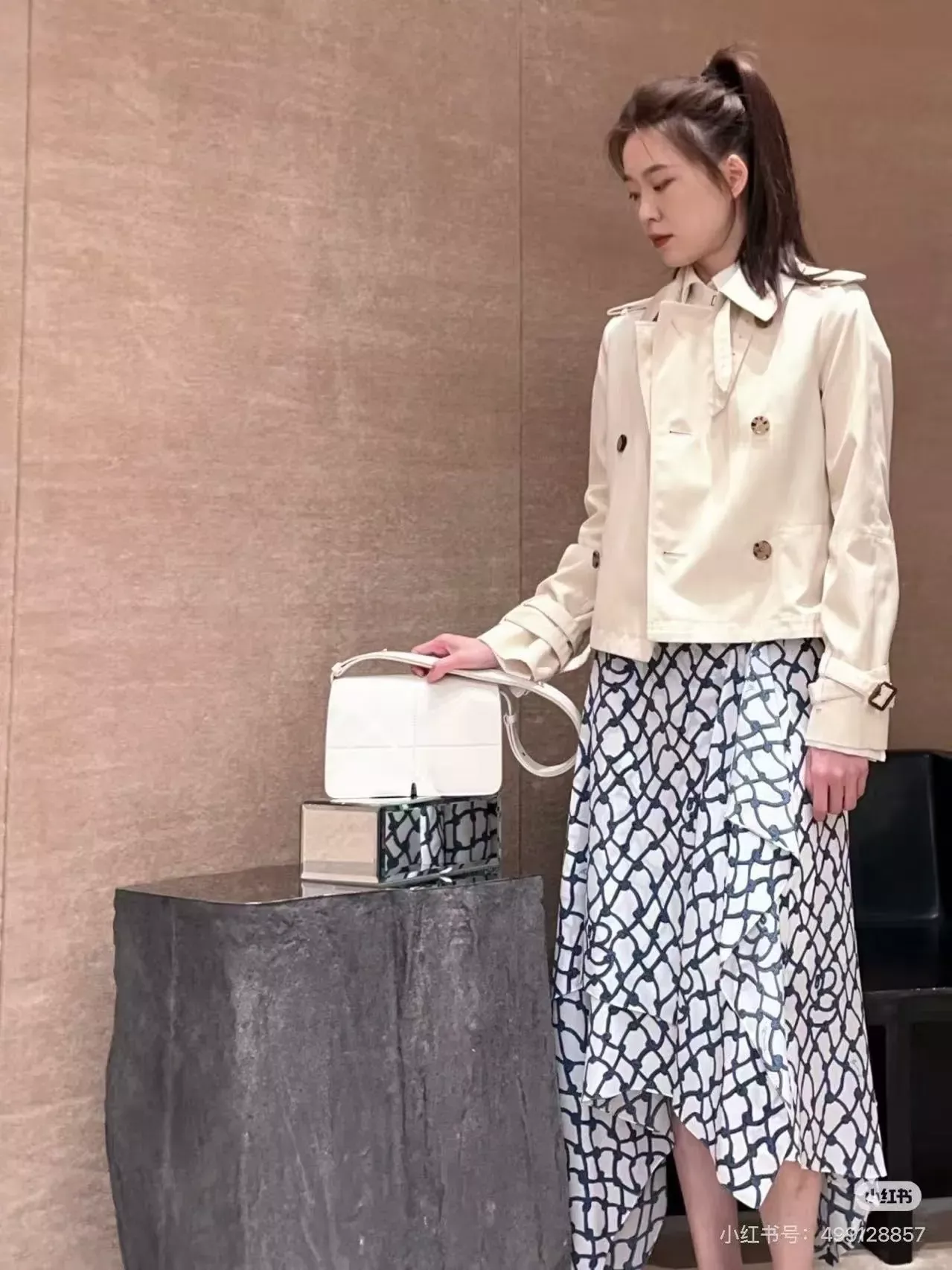 버버리 더블브레스트 벨트 여성용 쇼트 코트 상세 이미지 27