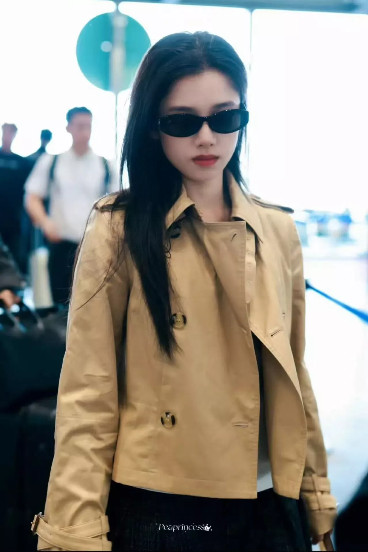 버버리 더블브레스트 벨트 여성용 쇼트 코트 상세 이미지 35