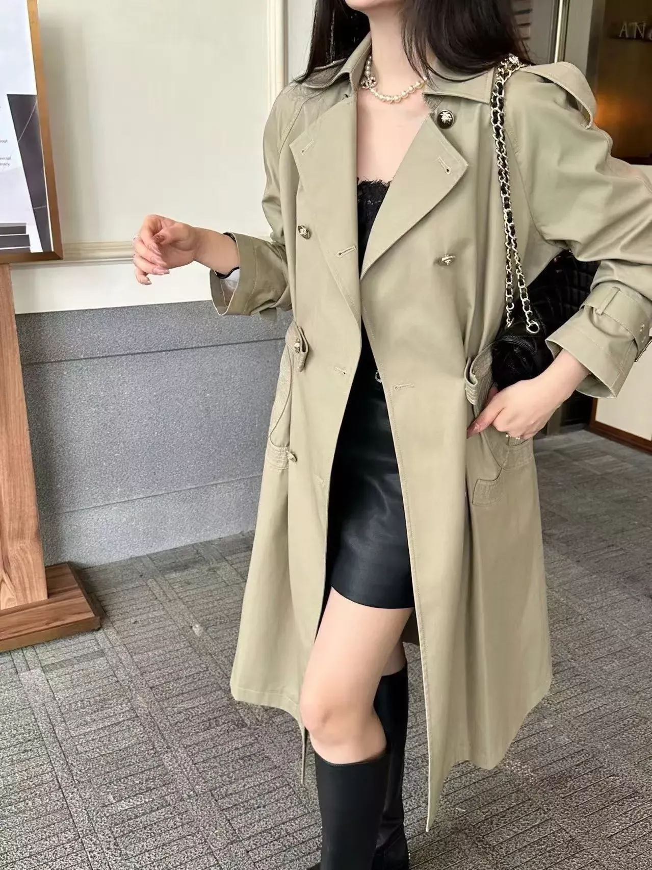 샤넬 더블브레스트 자수 포켓 여성용 롱 코트 상세 이미지 11