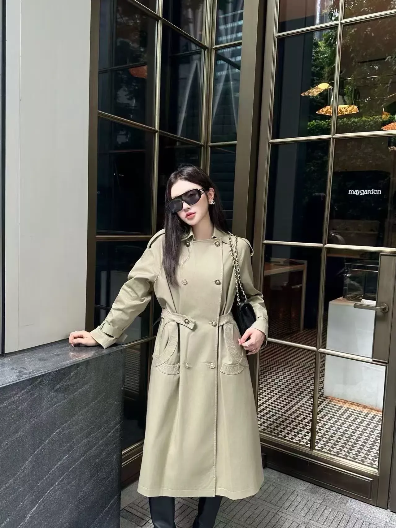 샤넬 더블브레스트 자수 포켓 여성용 롱 코트 상세 이미지 17