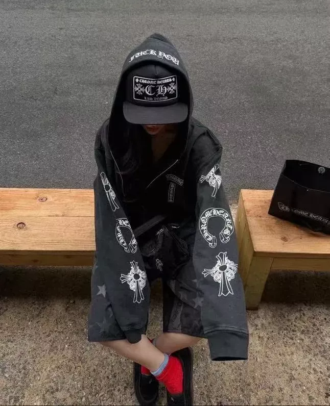 크롬하츠 십자가 프린트 집업 여성용 후드 재킷 상세 이미지 28