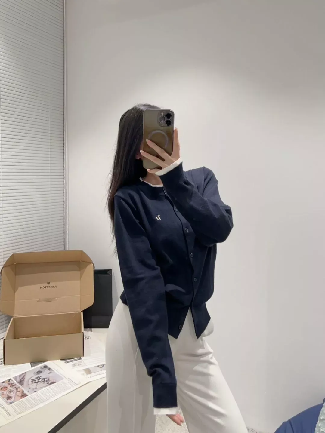 헤지스 배색 레이어드 여성용 긴소매 가디건 상세 이미지 49