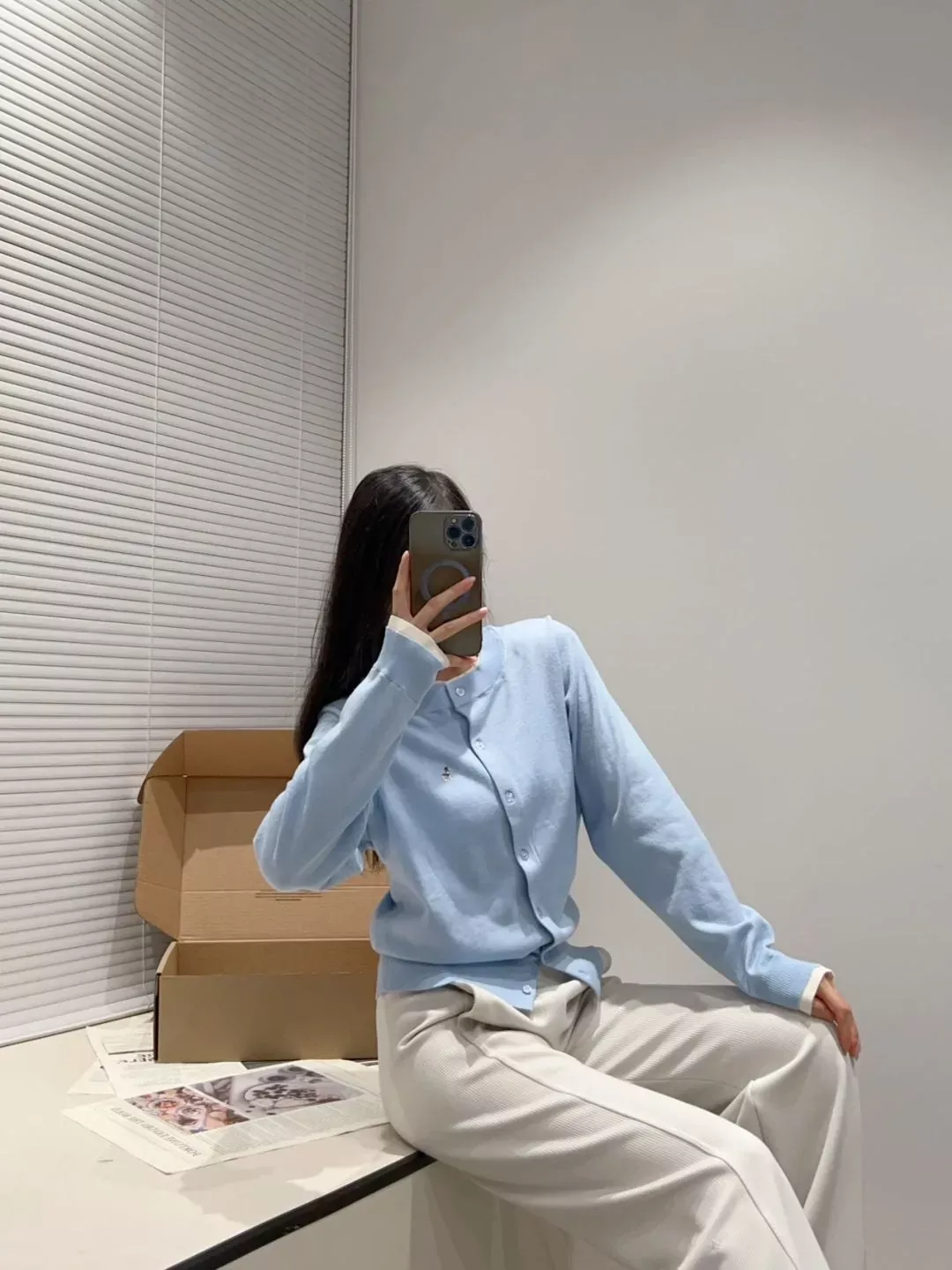 헤지스 배색 레이어드 여성용 긴소매 가디건 상세 이미지 51