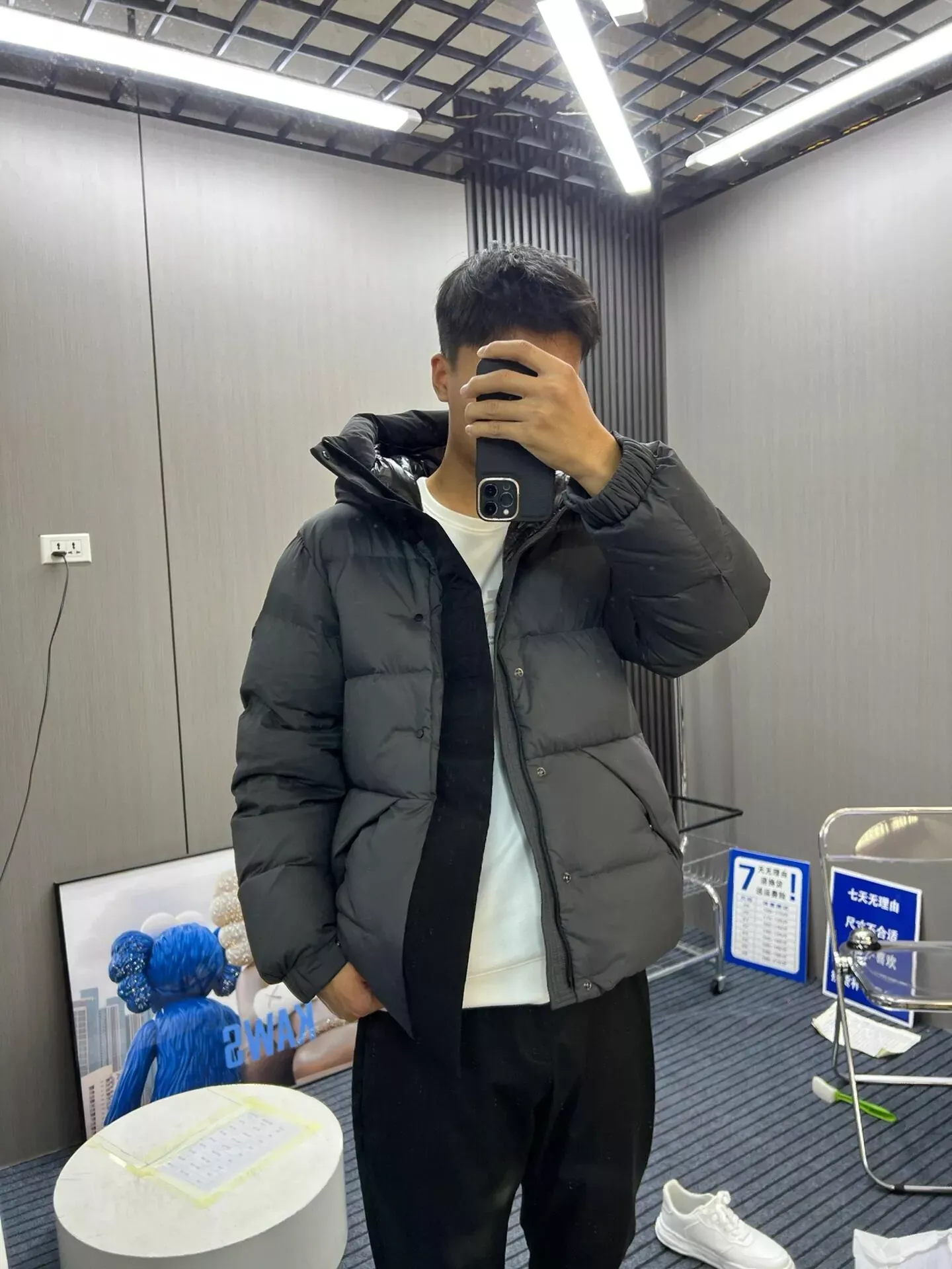 몽클레어 후드 쇼트 다운 남녀공용 쇼트 패딩 상세 이미지 38
