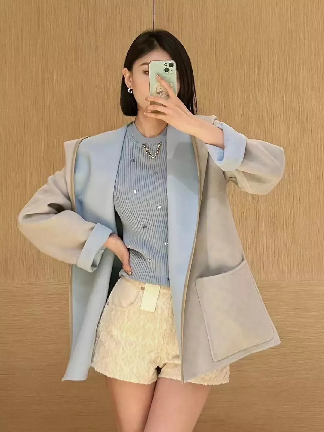 루이비통 랩 스타일 후드 여성용 쇼트 코트 상세 이미지 14