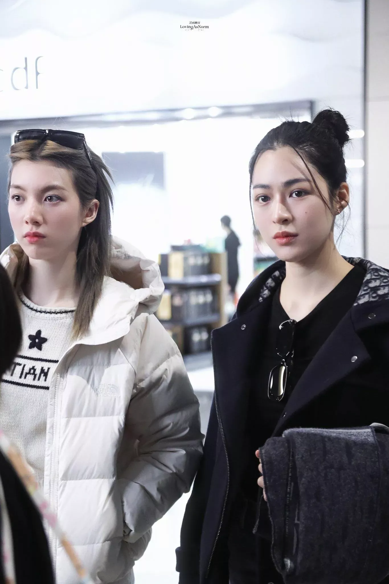 디올 지퍼 후드 숏기장 여성용 쇼트 코트 상세 이미지 13