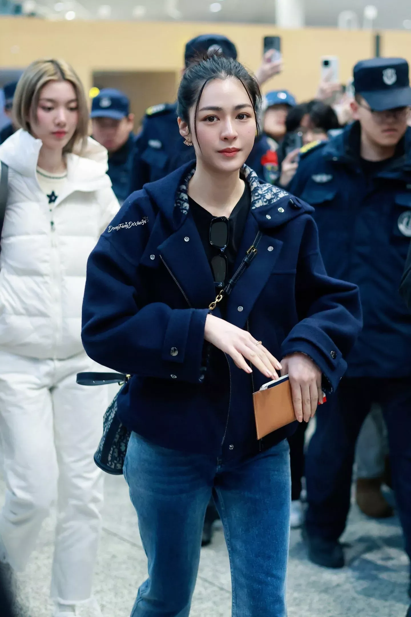 디올 지퍼 후드 숏기장 여성용 쇼트 코트 상세 이미지 18