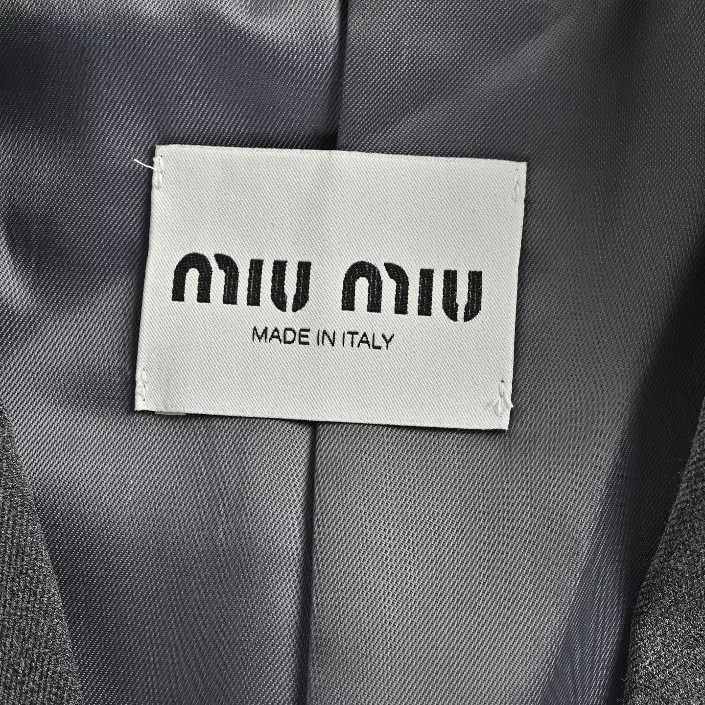 미우미우 탈부착 소매 울 남녀공용 정장 재킷 상세 이미지 5