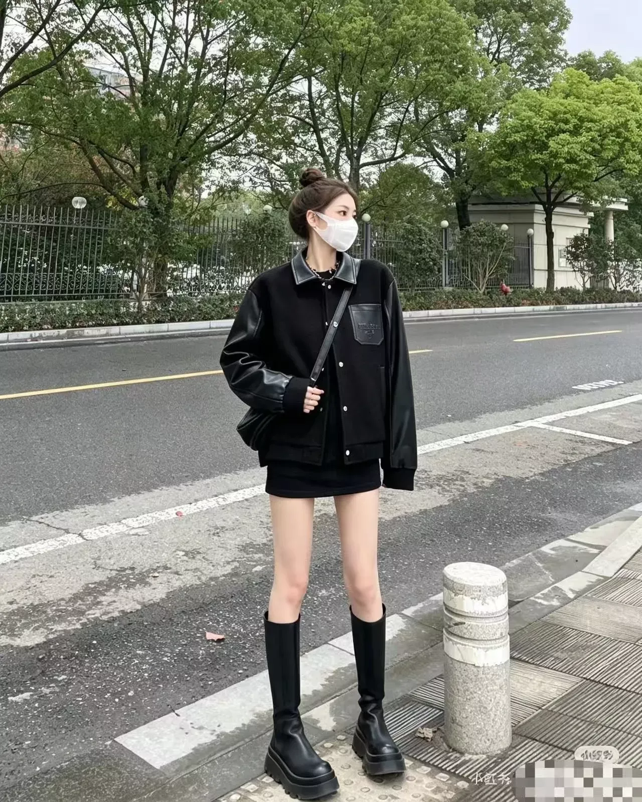 프라다 가죽 소매 배색 포켓 남녀공용 가죽 재킷 상세 이미지 14