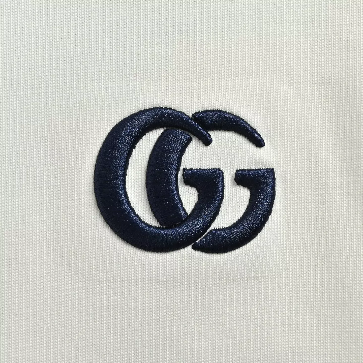 구찌 더블 G 자수 레터링 남녀공용 긴소매 티셔츠 상세 이미지 8