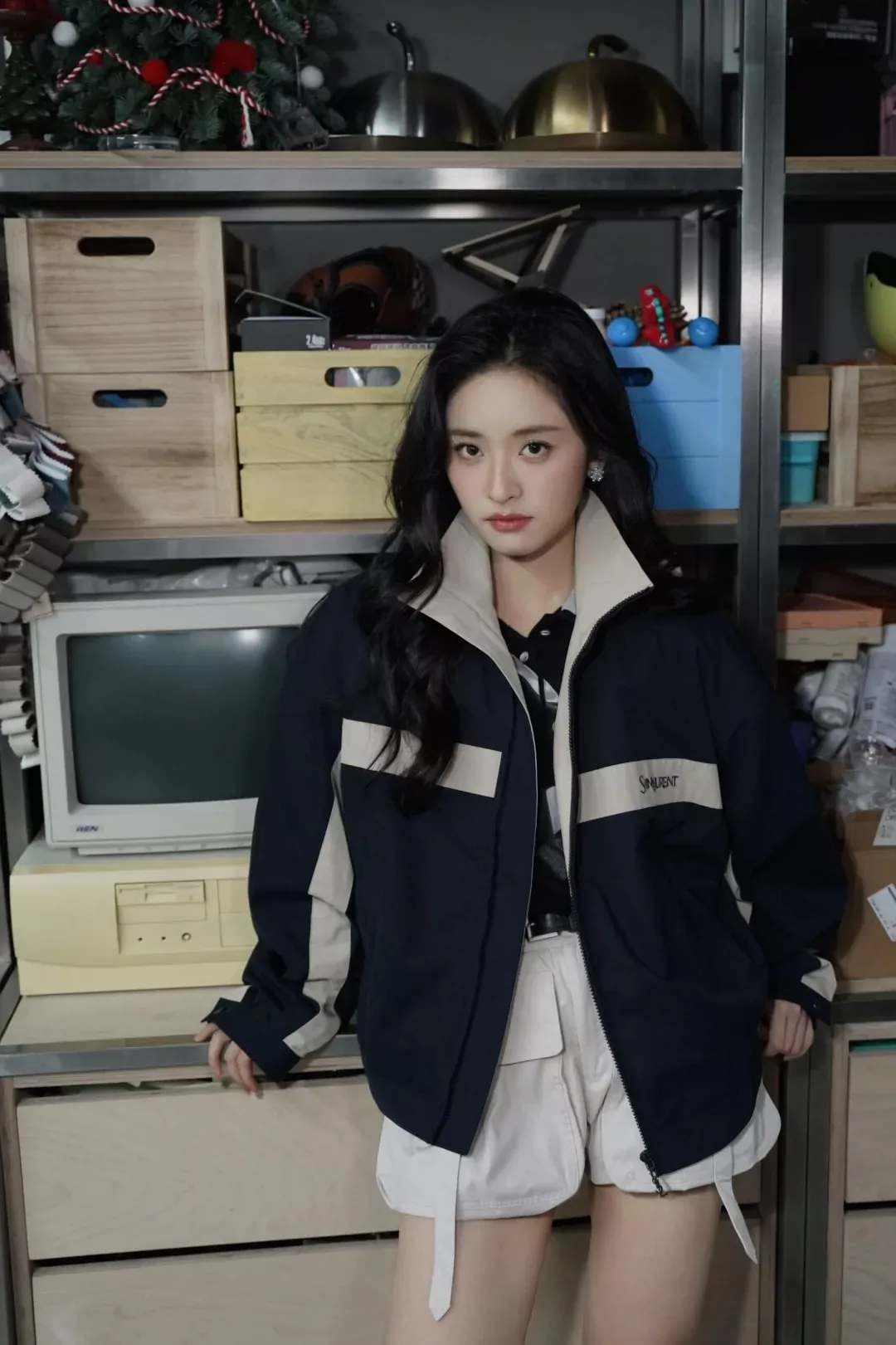 입생로랑 로고 자수 배색 집업 남녀공용 집업 재킷 상세 이미지 19