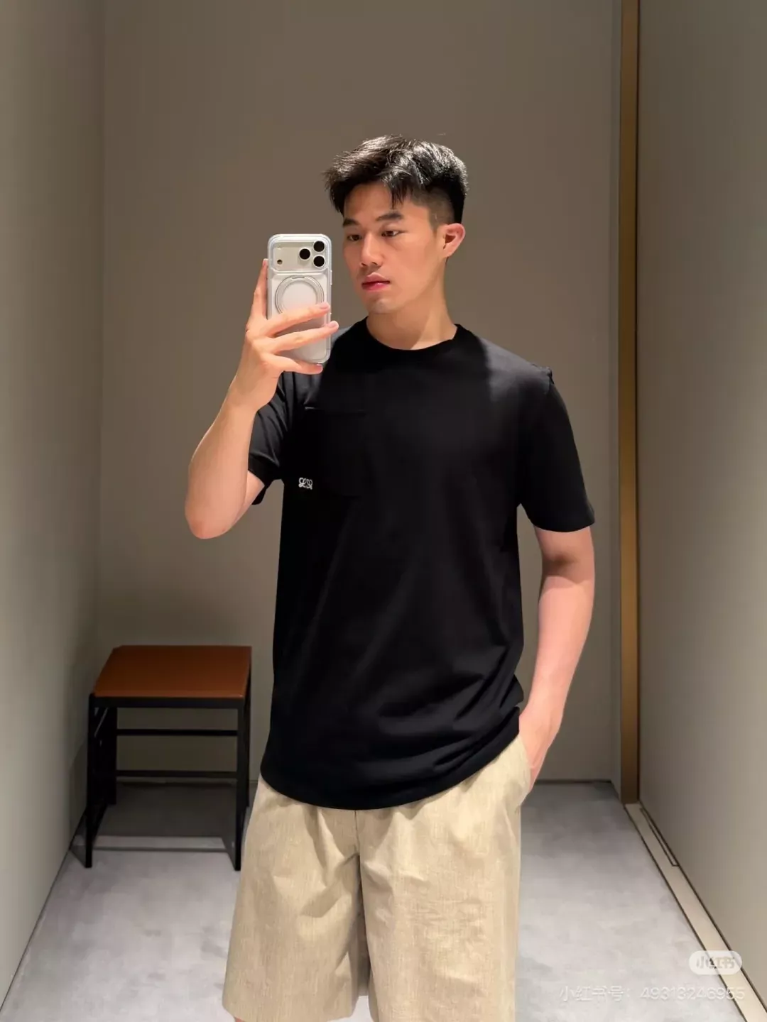 로에베 포켓 자수 루즈핏 남녀공용 반소매 티셔츠 상세 이미지 32