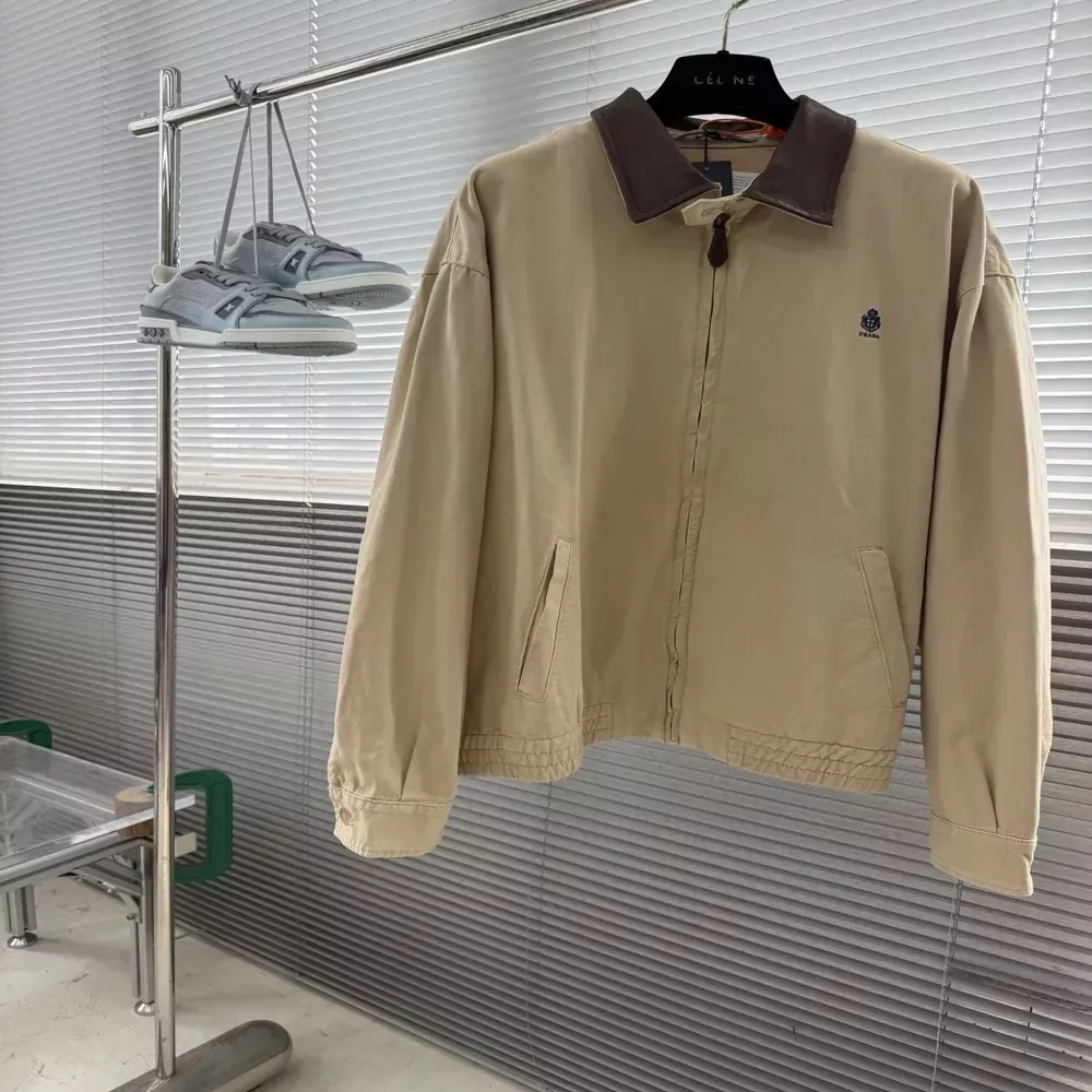 프라다 자수 가죽 카라 집업 남녀공용 집업 재킷