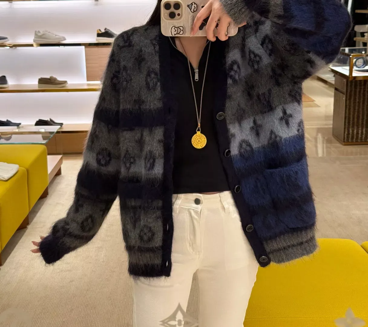 루이비통 모노그램 마혼방 긴소매 가디건 상세 이미지 11