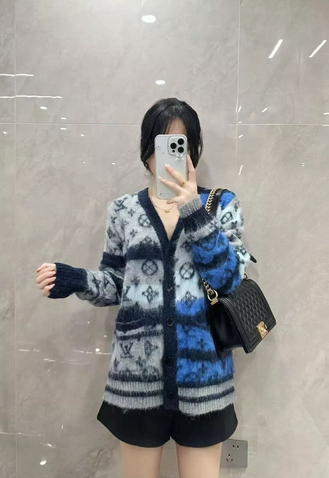 루이비통 모노그램 마혼방 긴소매 가디건 상세 이미지 12
