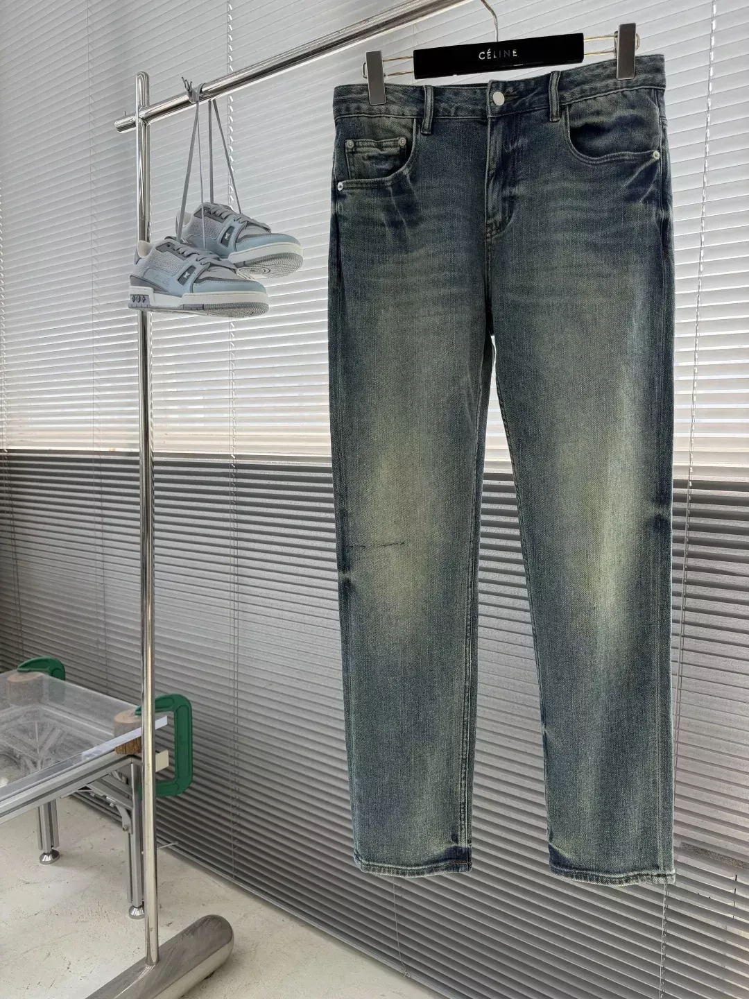 프라다 워싱 스트레이트 남녀공용 데님 팬츠 상세 이미지 1