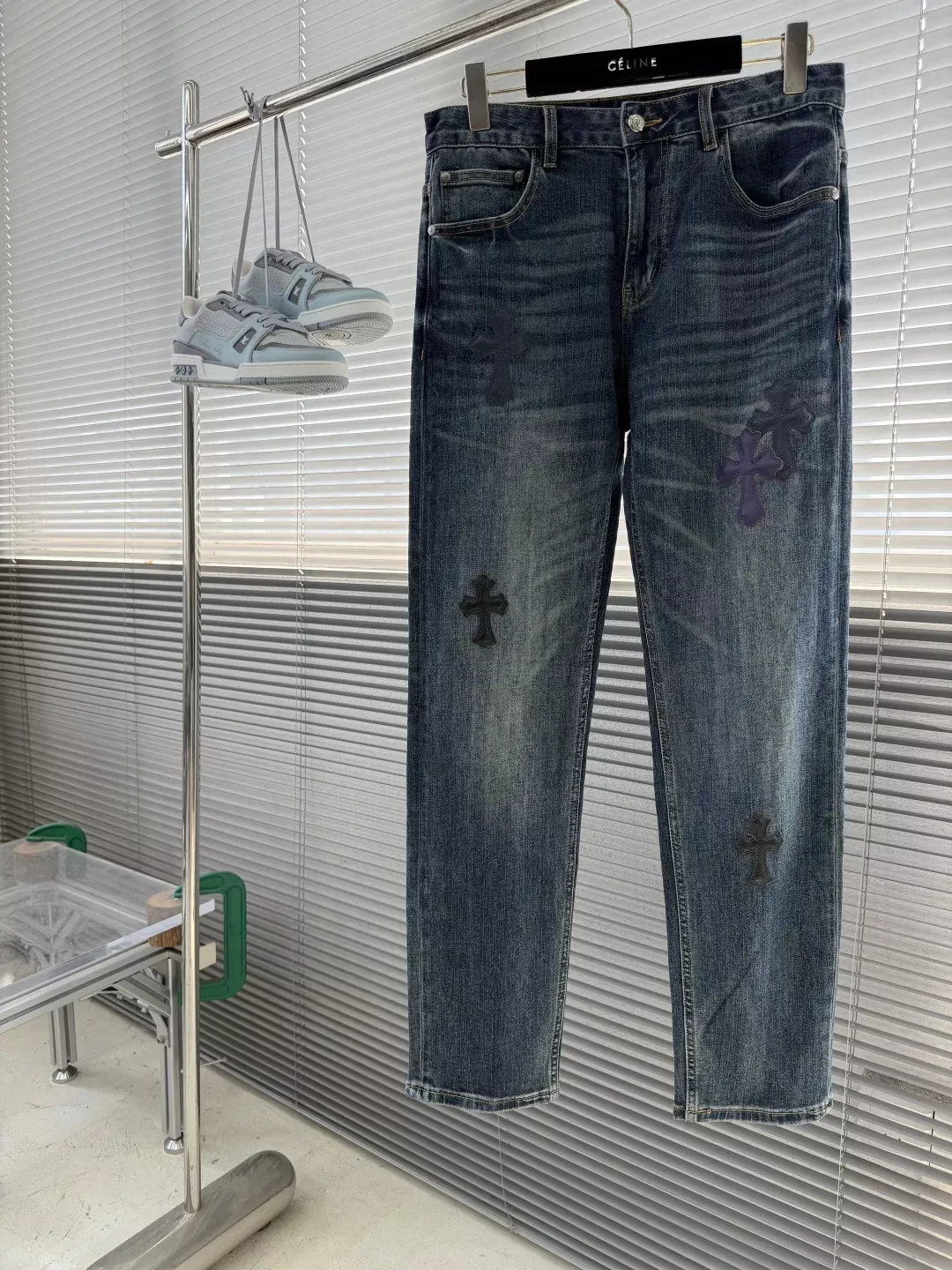 크롬하츠 스판 코튼 데님 스트레이트 남녀공용 데님 팬츠 상세 이미지 1