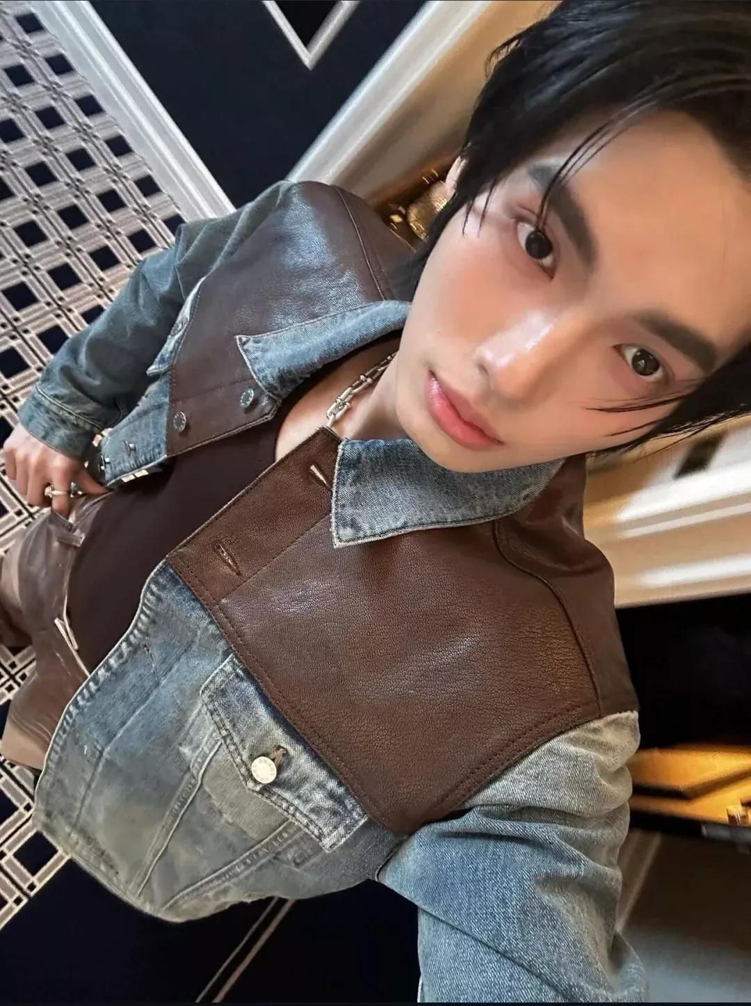 프라다 워싱 데님 배색 남녀공용 데님 재킷 상세 이미지 25