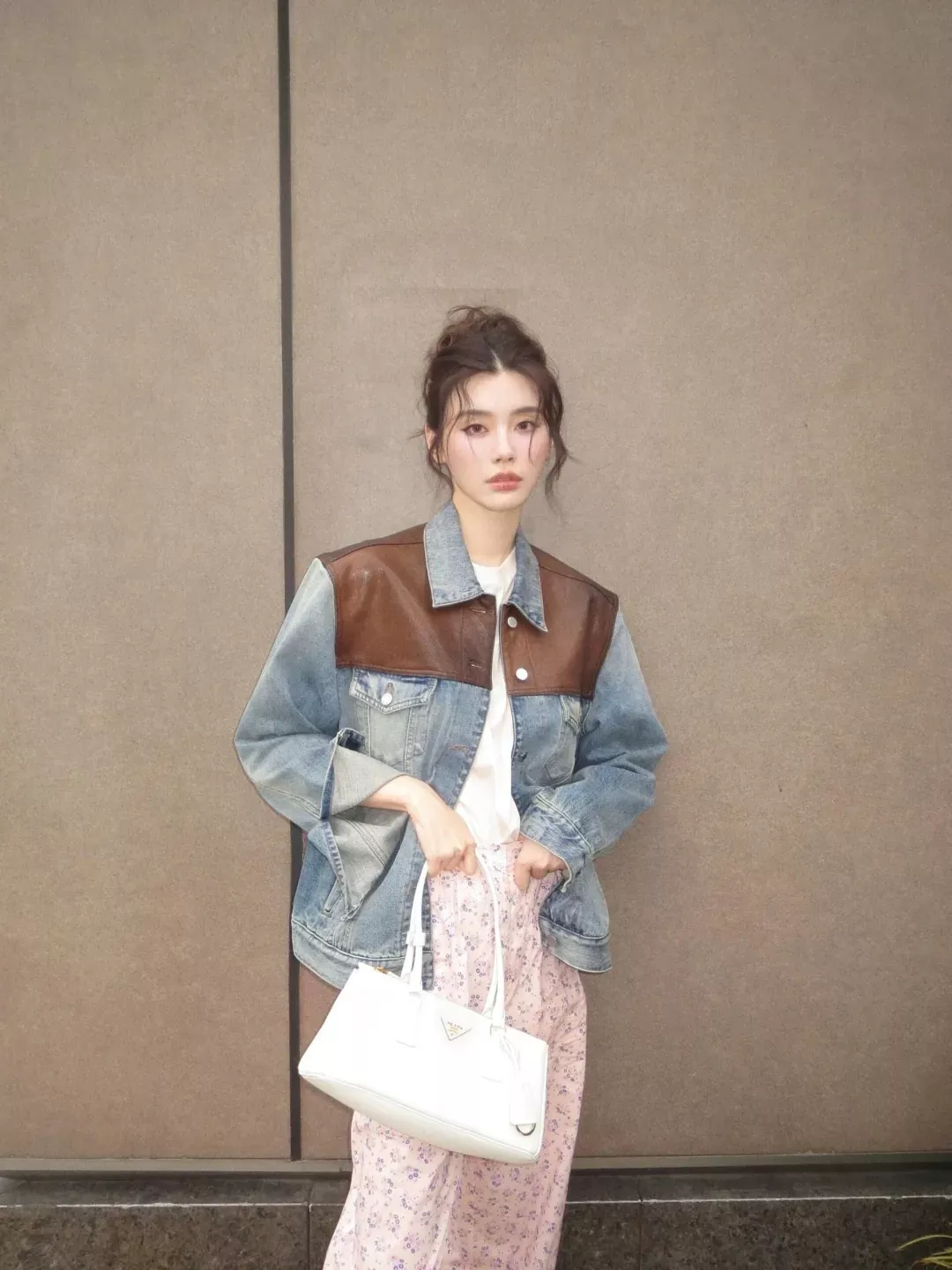 프라다 워싱 데님 배색 남녀공용 데님 재킷 상세 이미지 26