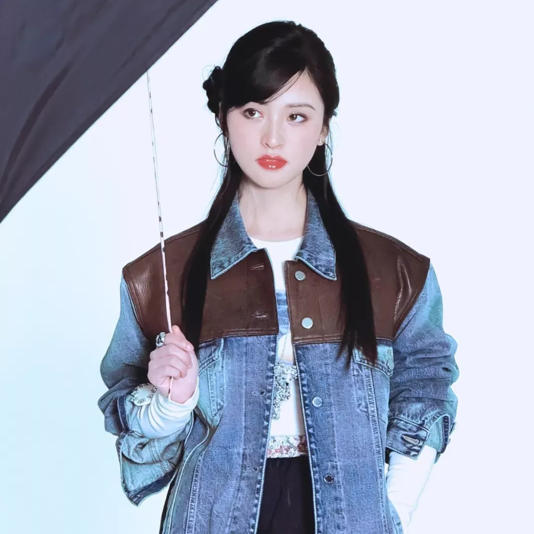 프라다 워싱 데님 배색 남녀공용 데님 재킷 상세 이미지 28