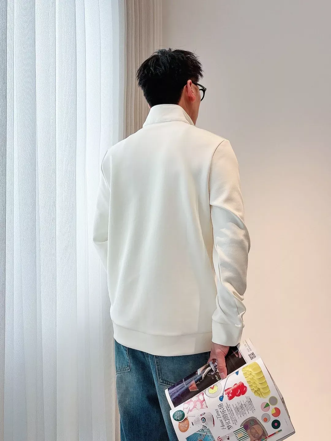 몽클레어 반집업 가죽 배색 남녀공용 맨투맨 티셔츠 상세 이미지 22