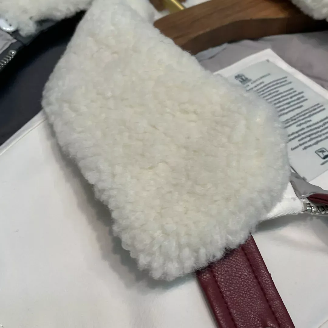 브루넬로쿠치넬리 배색 포켓 양털 카라 남녀공용 집업 조끼 상세 이미지 12