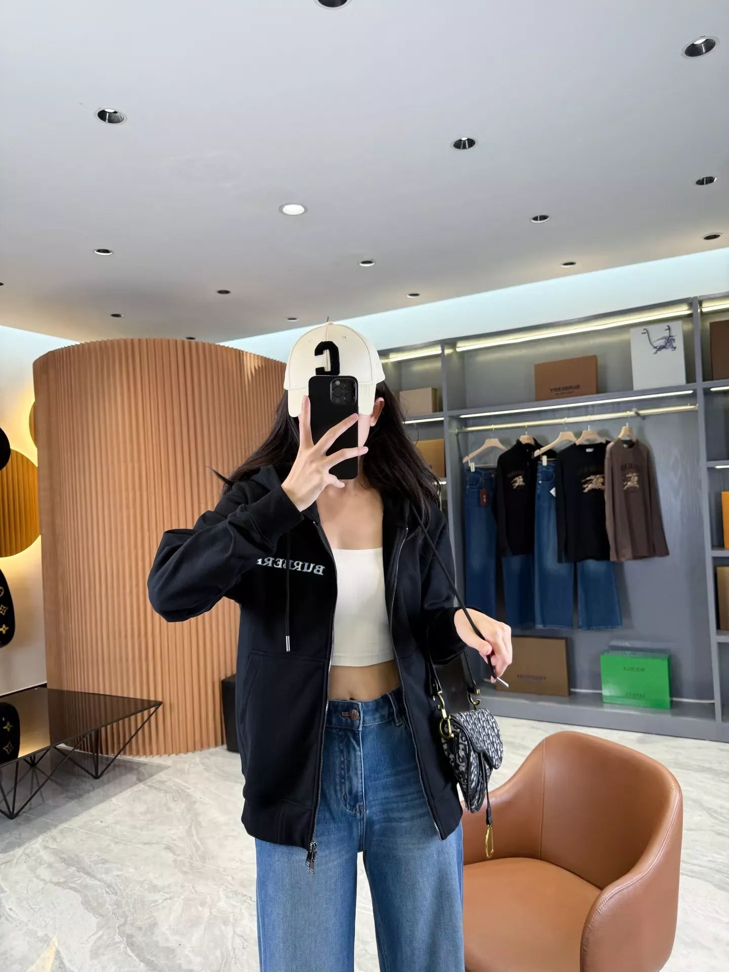 버버리 기사 프린트 집업 후드 재킷 상세 이미지 47