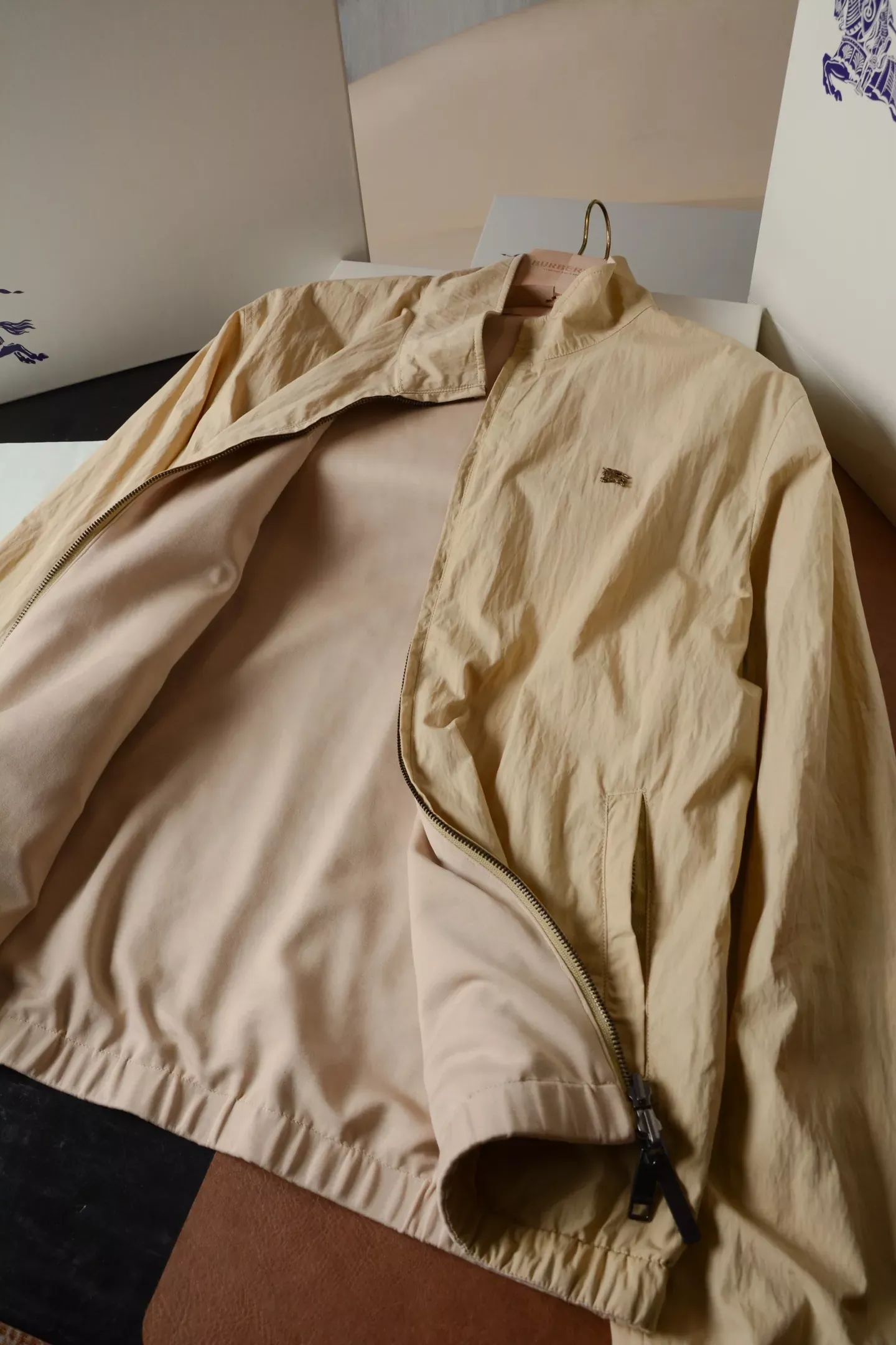 버버리 양면 방풍 스탠드칼라 남녀공용 집업 재킷 상세 이미지 44