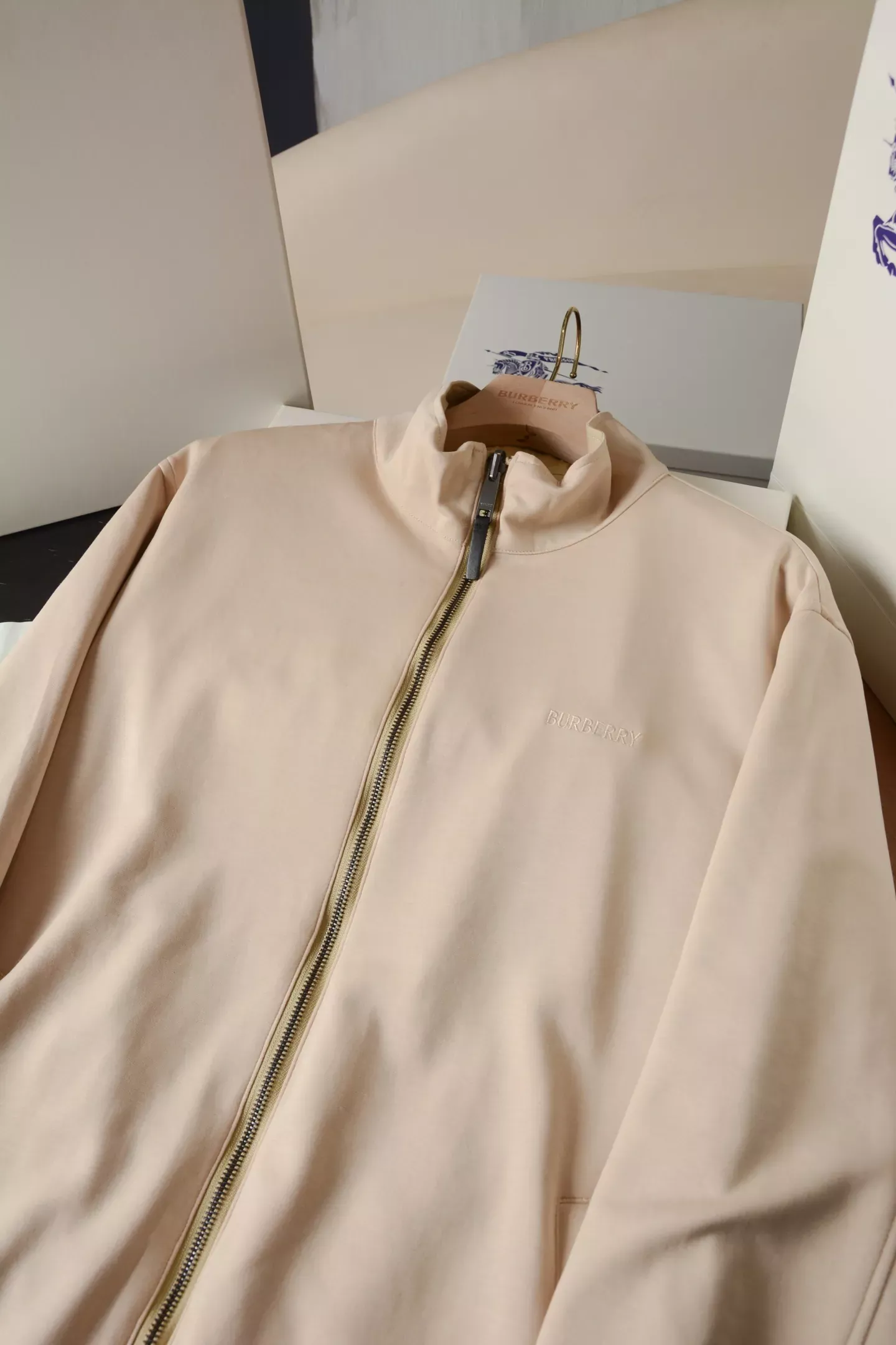 버버리 양면 방풍 스탠드칼라 남녀공용 집업 재킷 상세 이미지 50