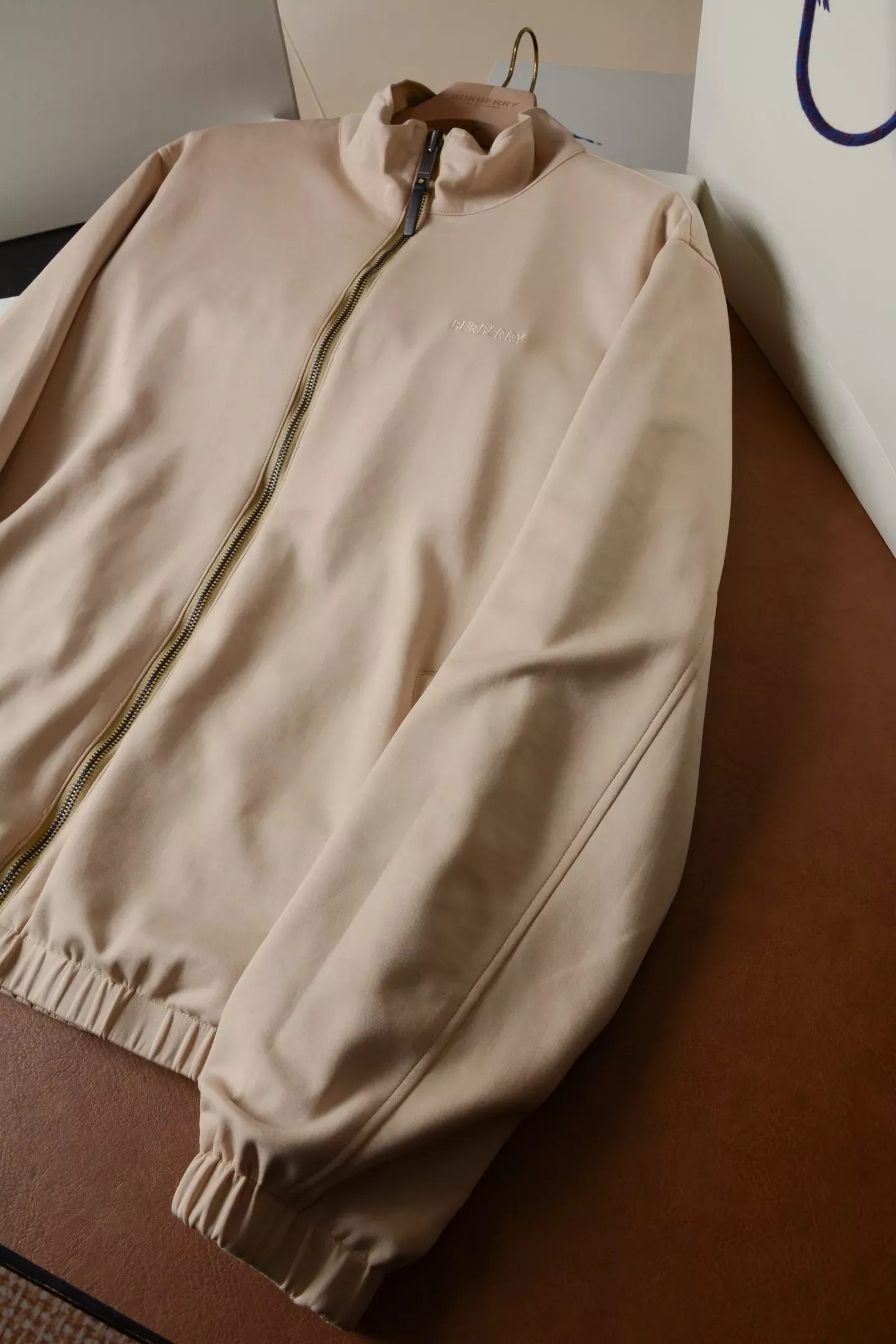 버버리 양면 방풍 스탠드칼라 남녀공용 집업 재킷 상세 이미지 52