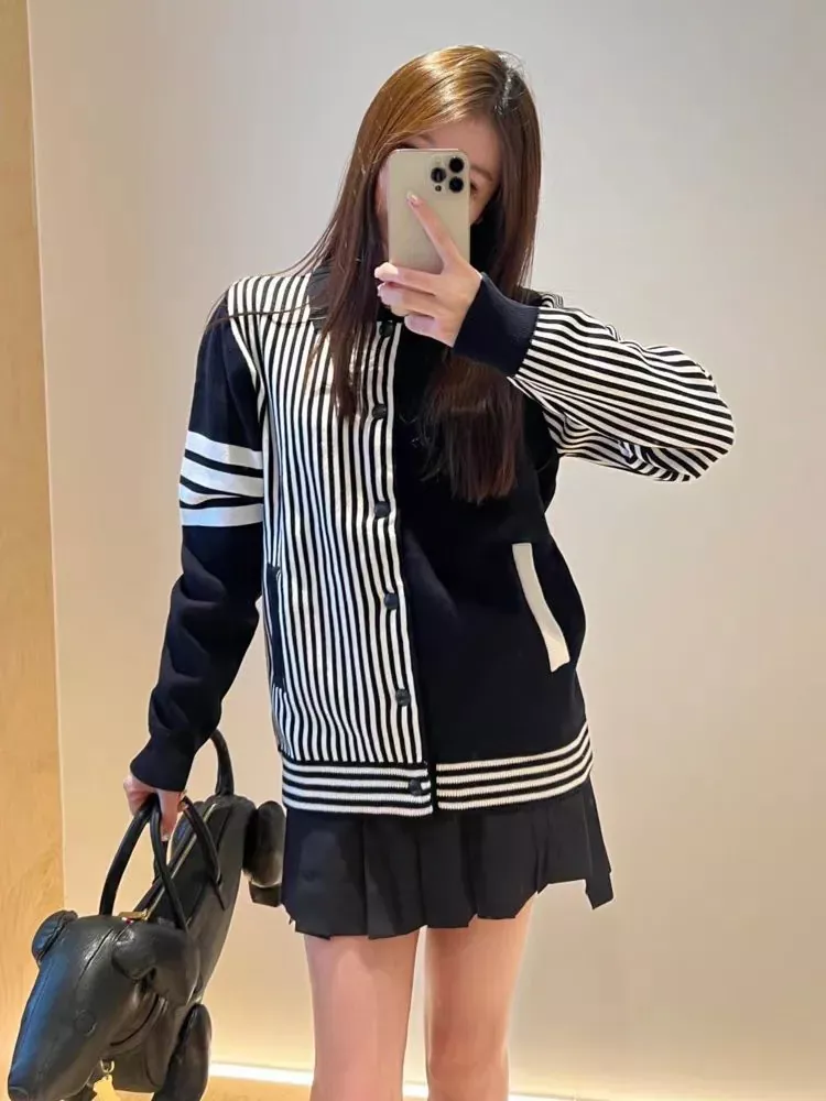 톰브라운 스트라이프 배색 코튼 남녀공용 버튼 재킷 상세 이미지 30