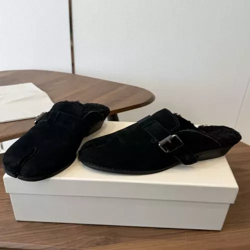 브루넬로쿠치넬리 체인 장식 퍼 안감 여성용 로퍼 뮬