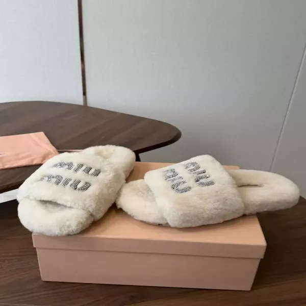 미우미우 호주산 양모 방한 여성용 슬리퍼