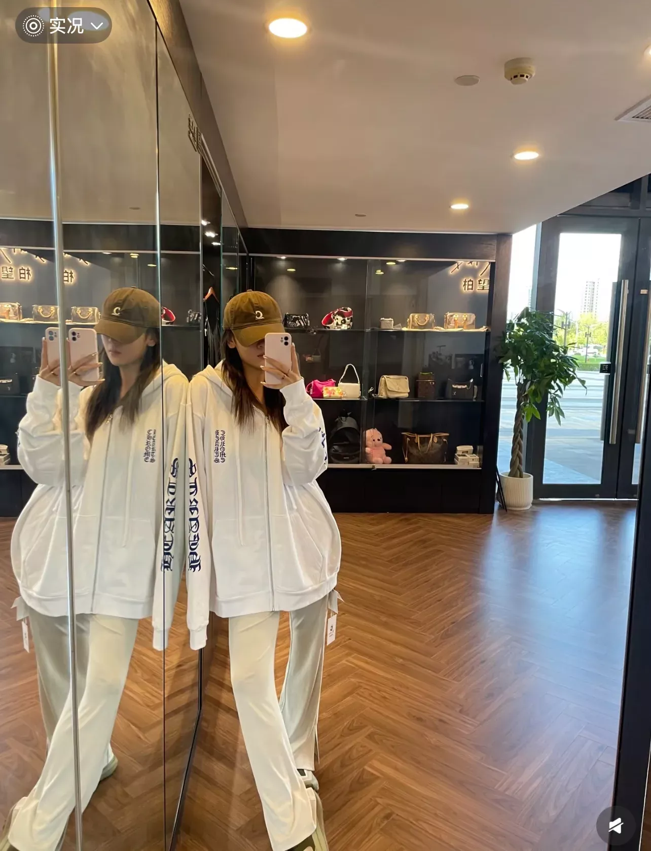크롬하츠 블루 레터링 기모 남녀공용 후드 재킷 상세 이미지 16