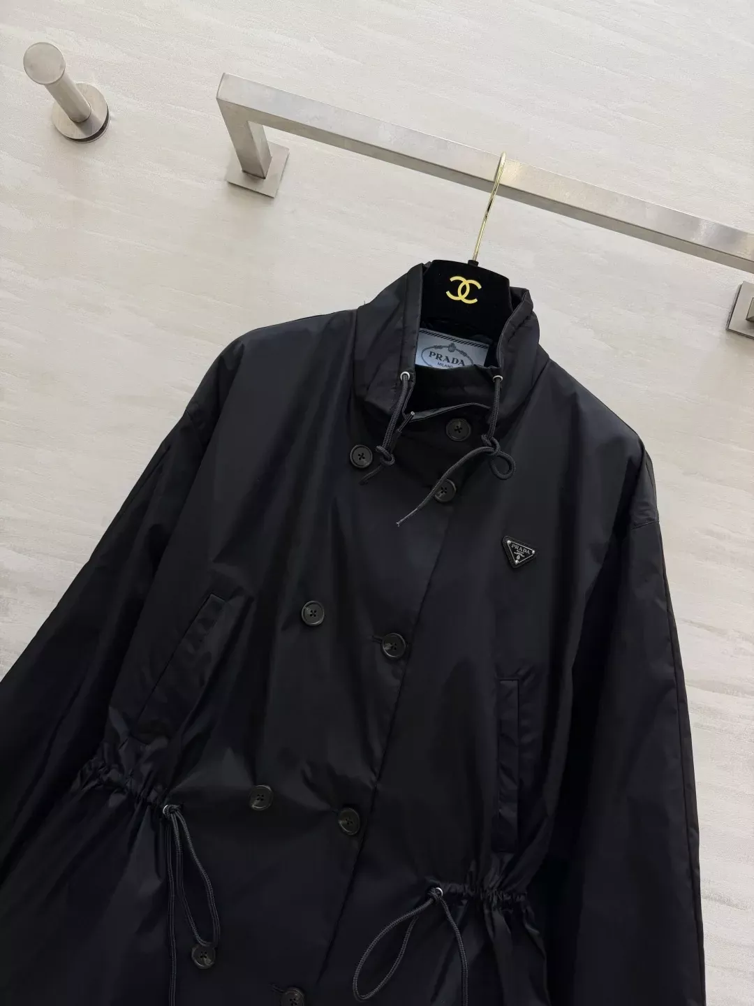프라다 블랙 스트링 더블버튼 여성용 하프 코트 상세 이미지 2
