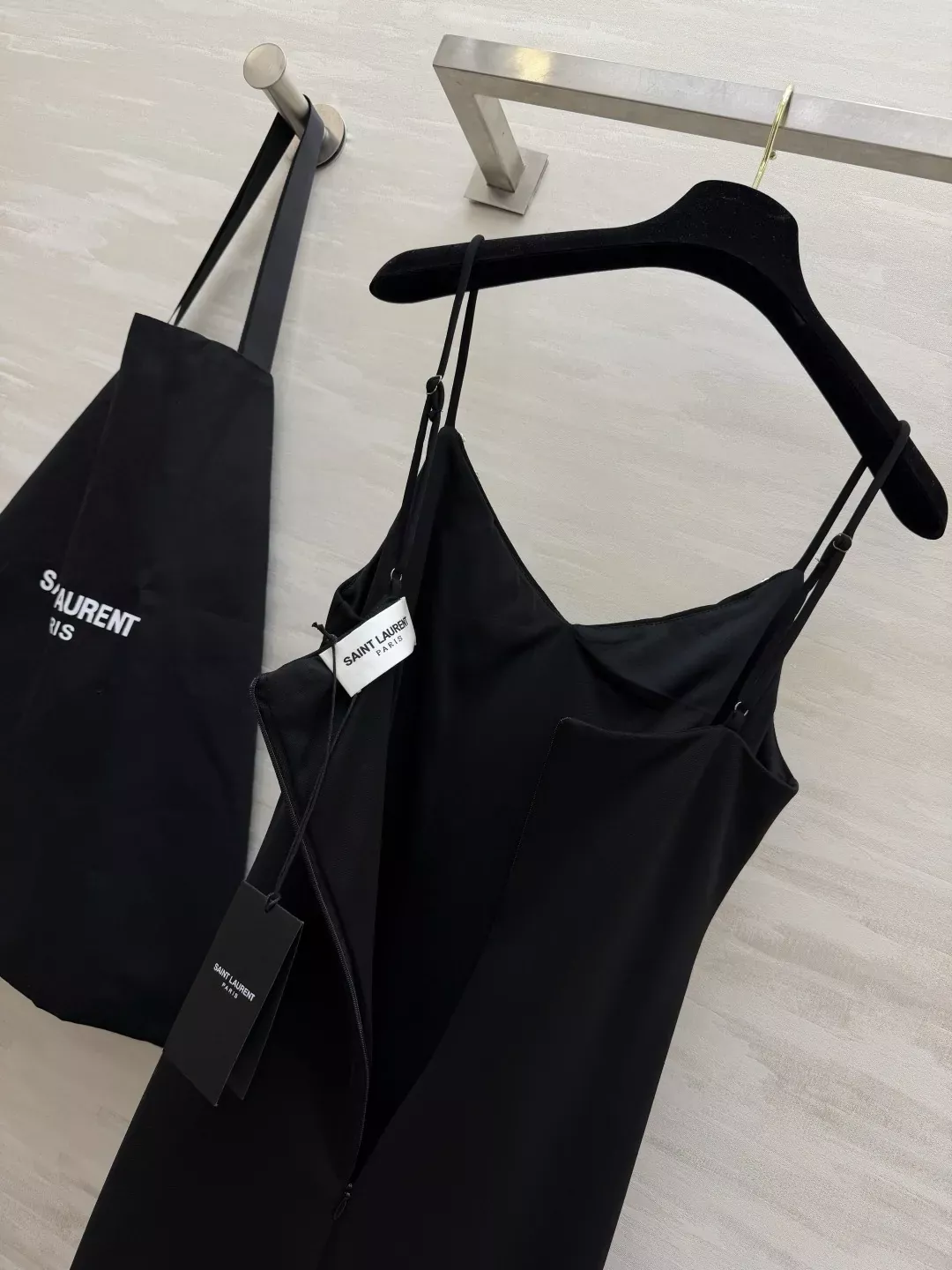 디올 큐빅 장식 셔링 여성용 원피스 상세 이미지 27