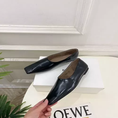 케이트 스퀘어 토 양가죽 여성용 플랫슈즈