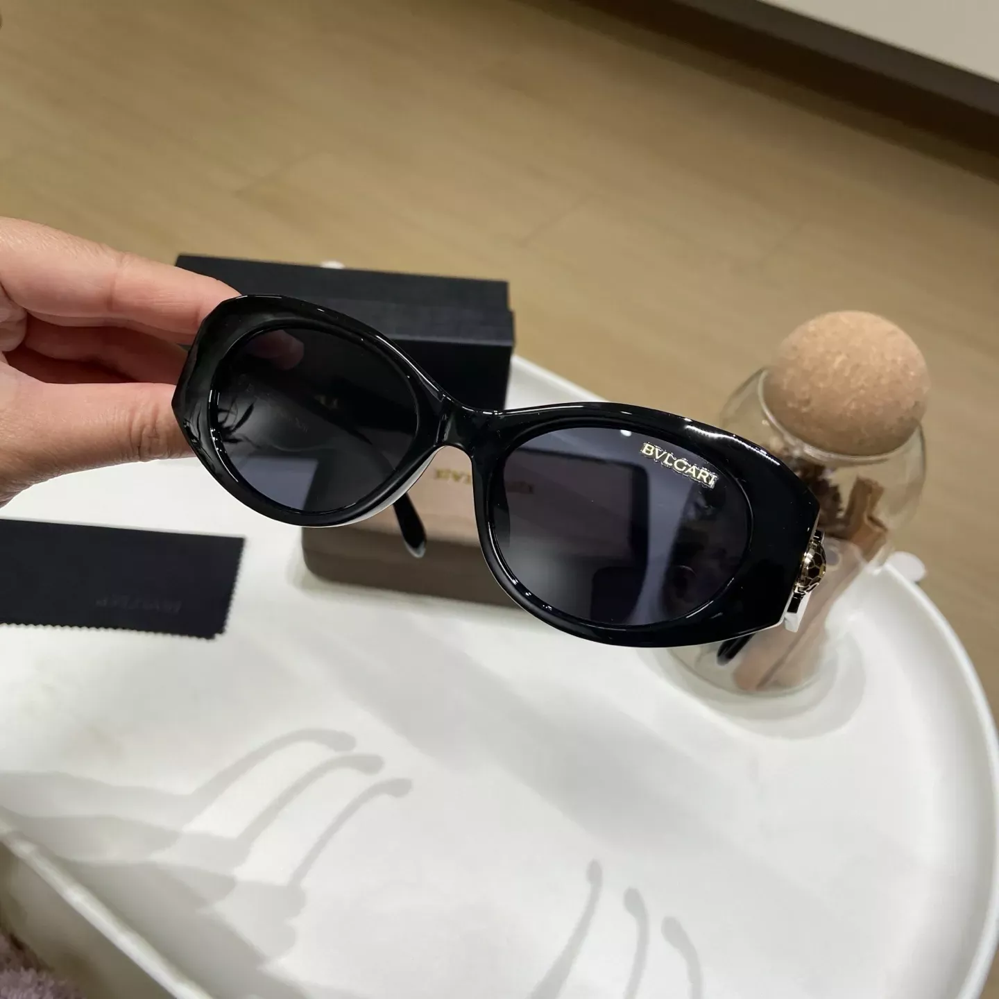 불가리 세르펜티 블랙 풀프레임 버터플라이 프레임 상세 이미지 14