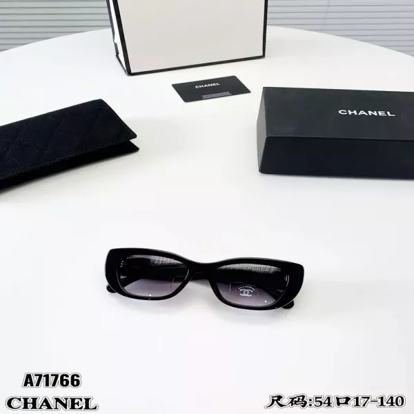 샤넬 블랙 아세테이트 캣아이 프레임