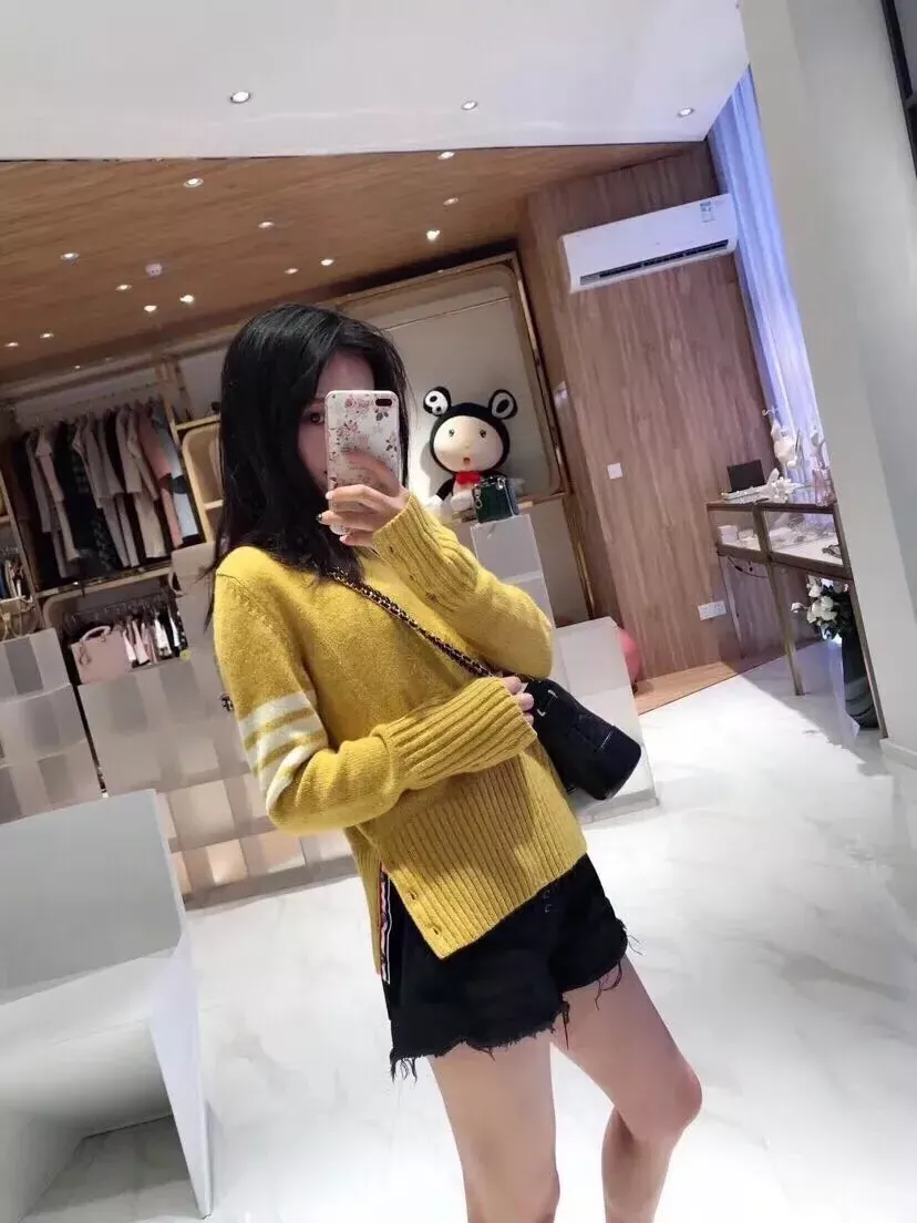 톰브라운 삼선 포인트 라운드 여성용 긴소매 니트 상세 이미지 64